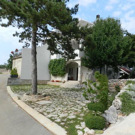 Apartmani Lucija Jurkovic Malinska Exteriör bild