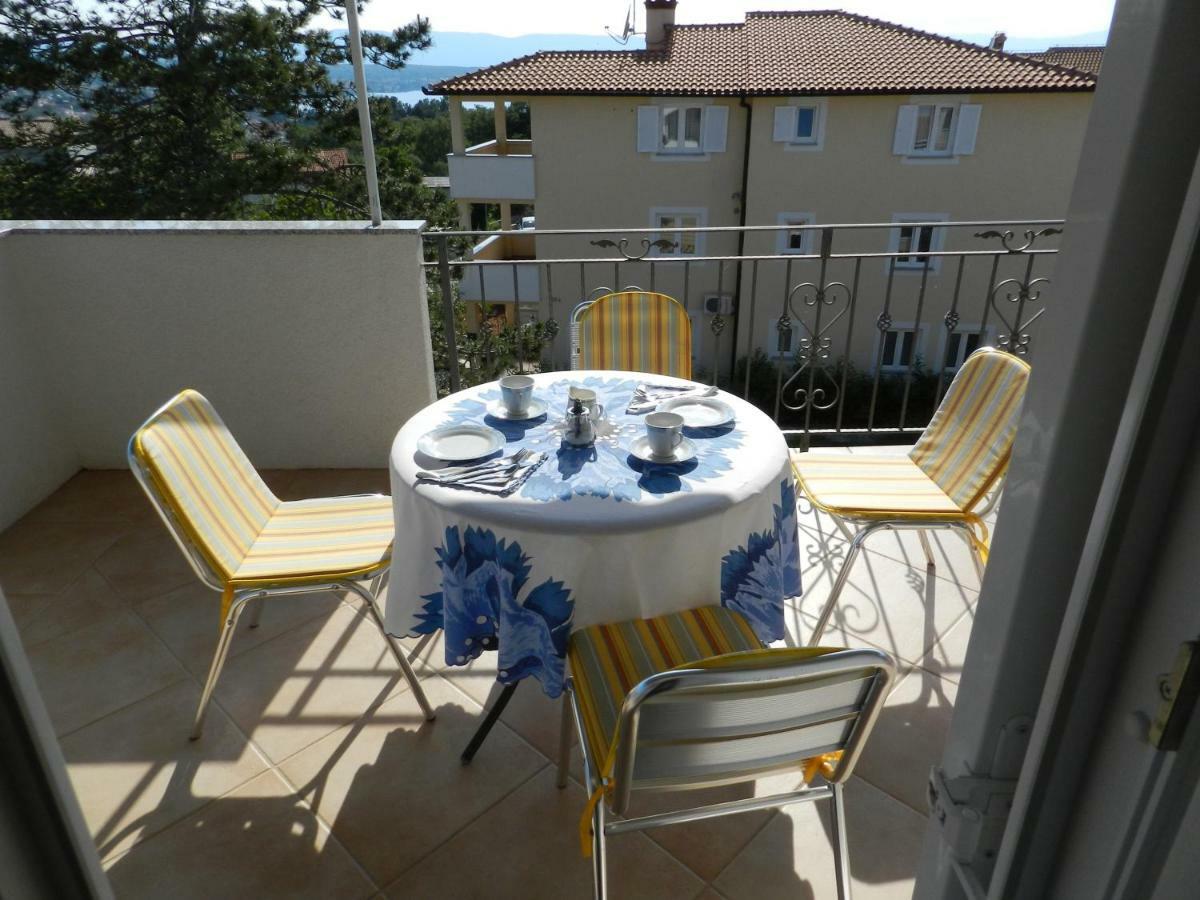 Apartmani Lucija Jurkovic Malinska Exteriör bild